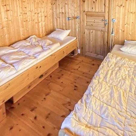 5 Bedroom Gorgeous In *